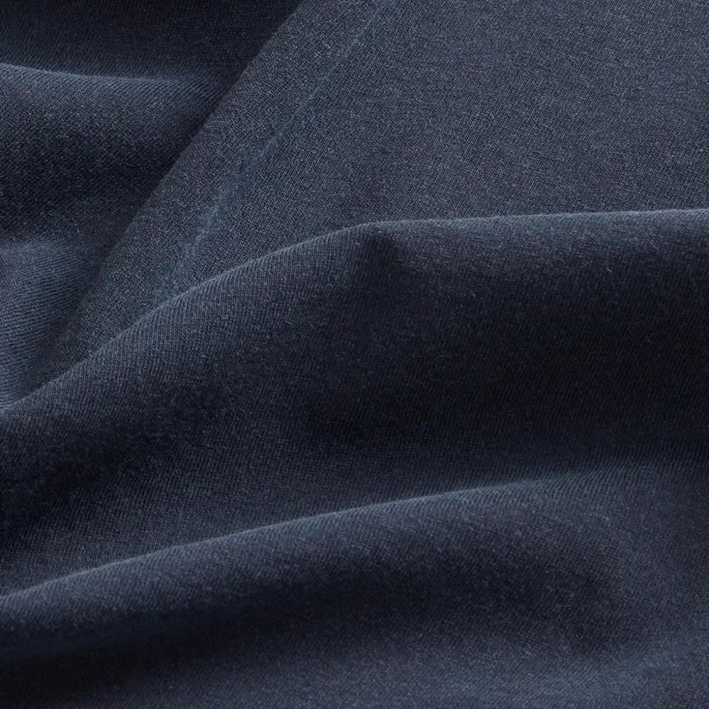 Футболка с логотипом