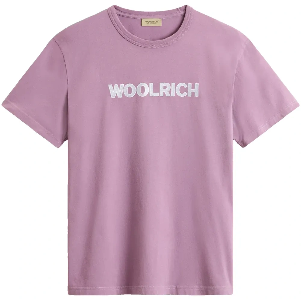 Футболка с логотипом