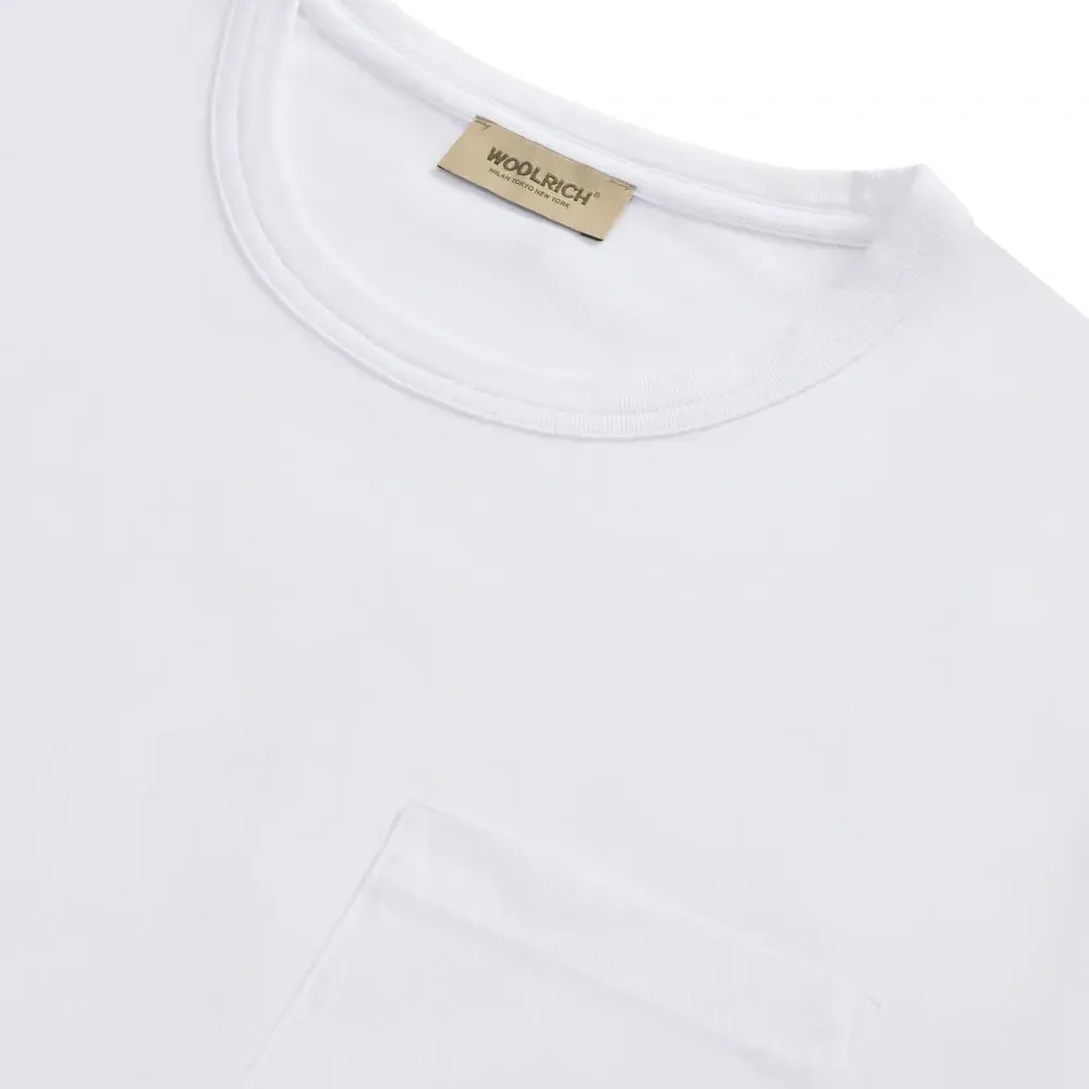 Футболка с карманом