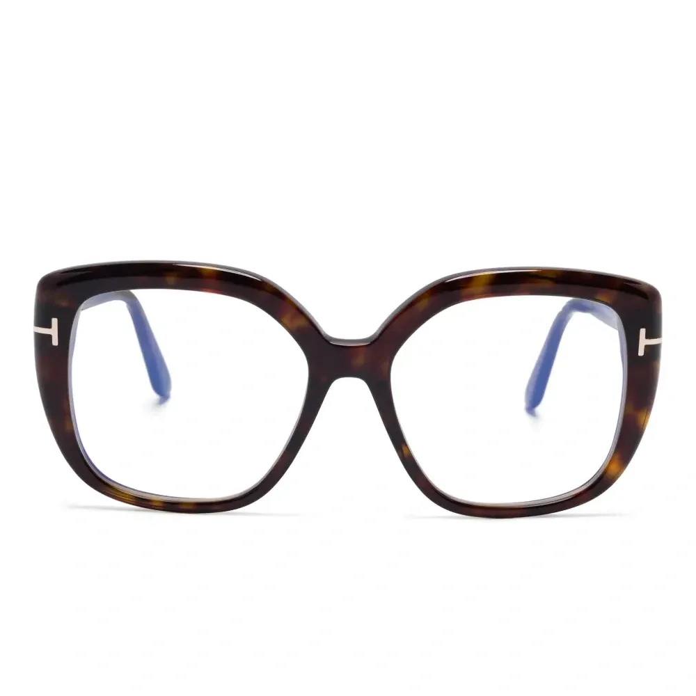 Очки в оправе 'бабочка' Очки в оправе 'бабочка'