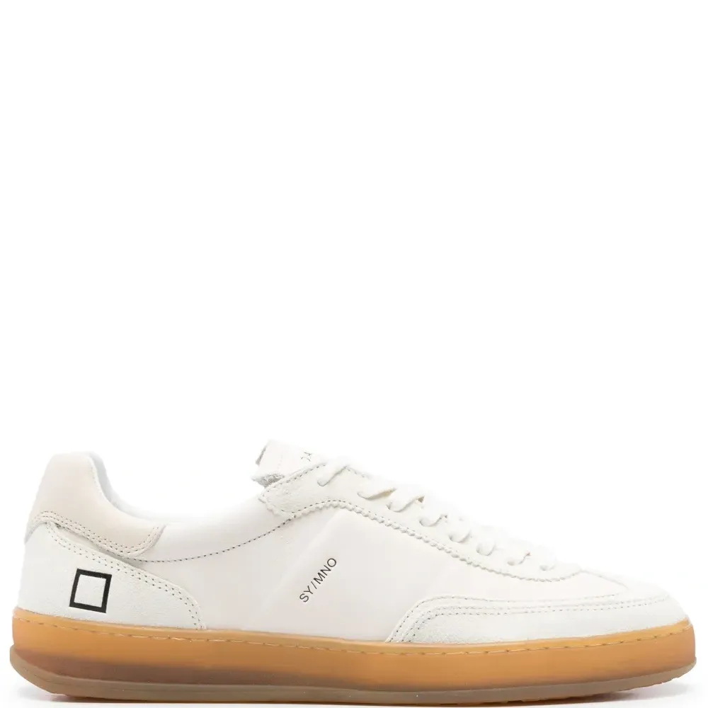 Кожаные кроссовки