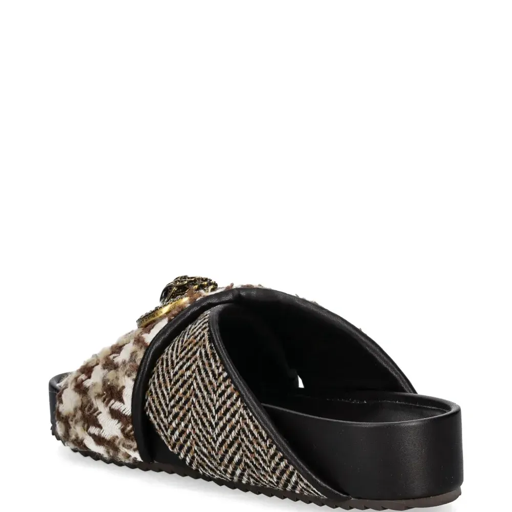 Шлепанцы Chelsea Шлепанцы Chelsea