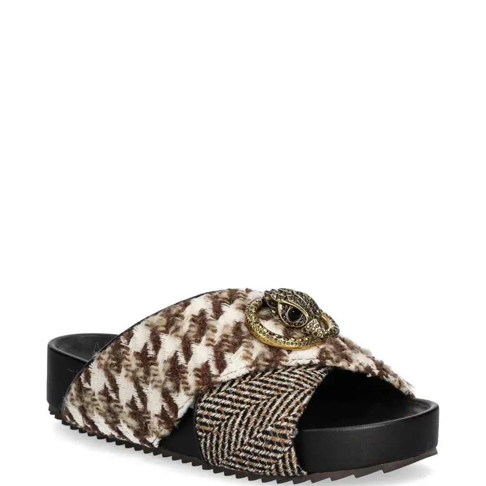 Шлепанцы Chelsea Шлепанцы Chelsea