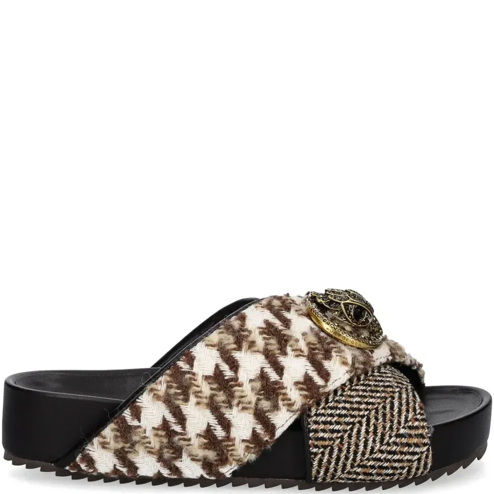 Шлепанцы Chelsea Шлепанцы Chelsea