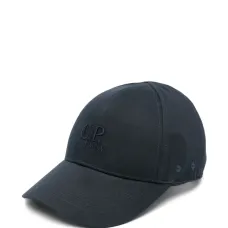 Кепка с вышитым логотипом