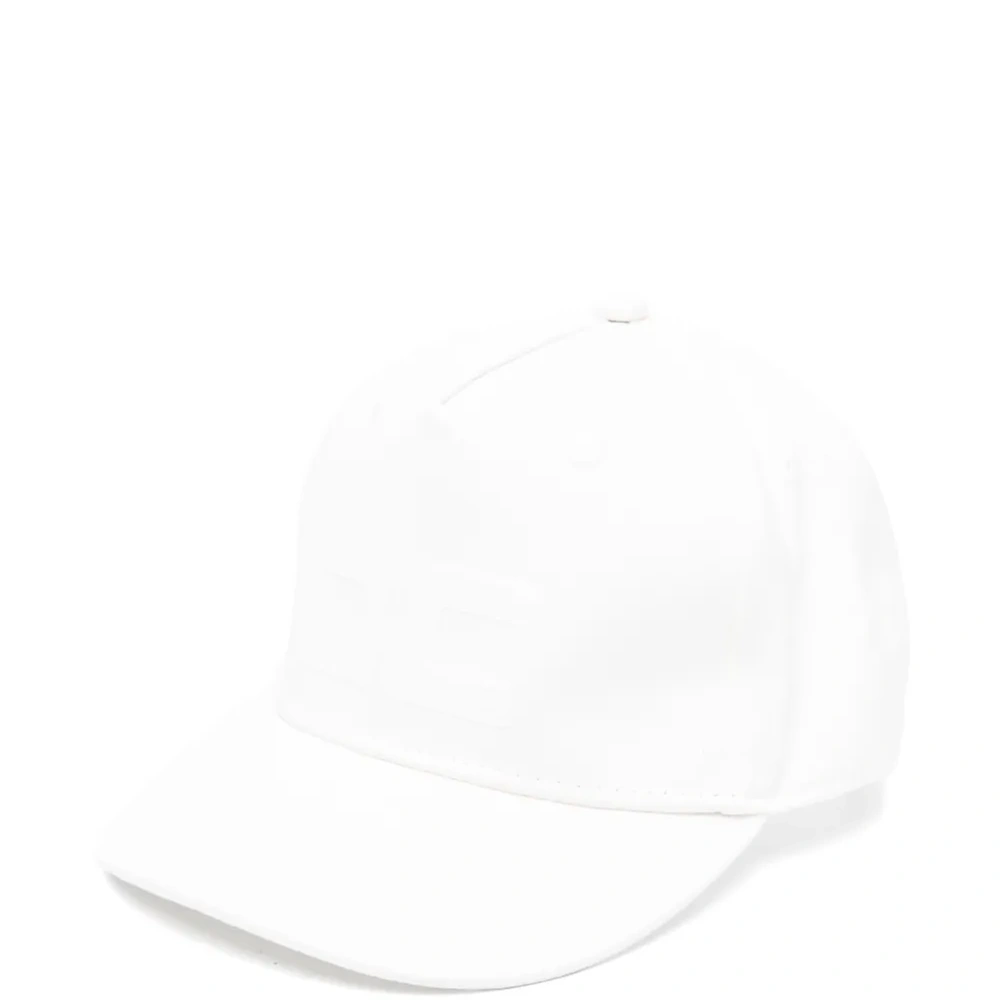 Кепка с логотипом