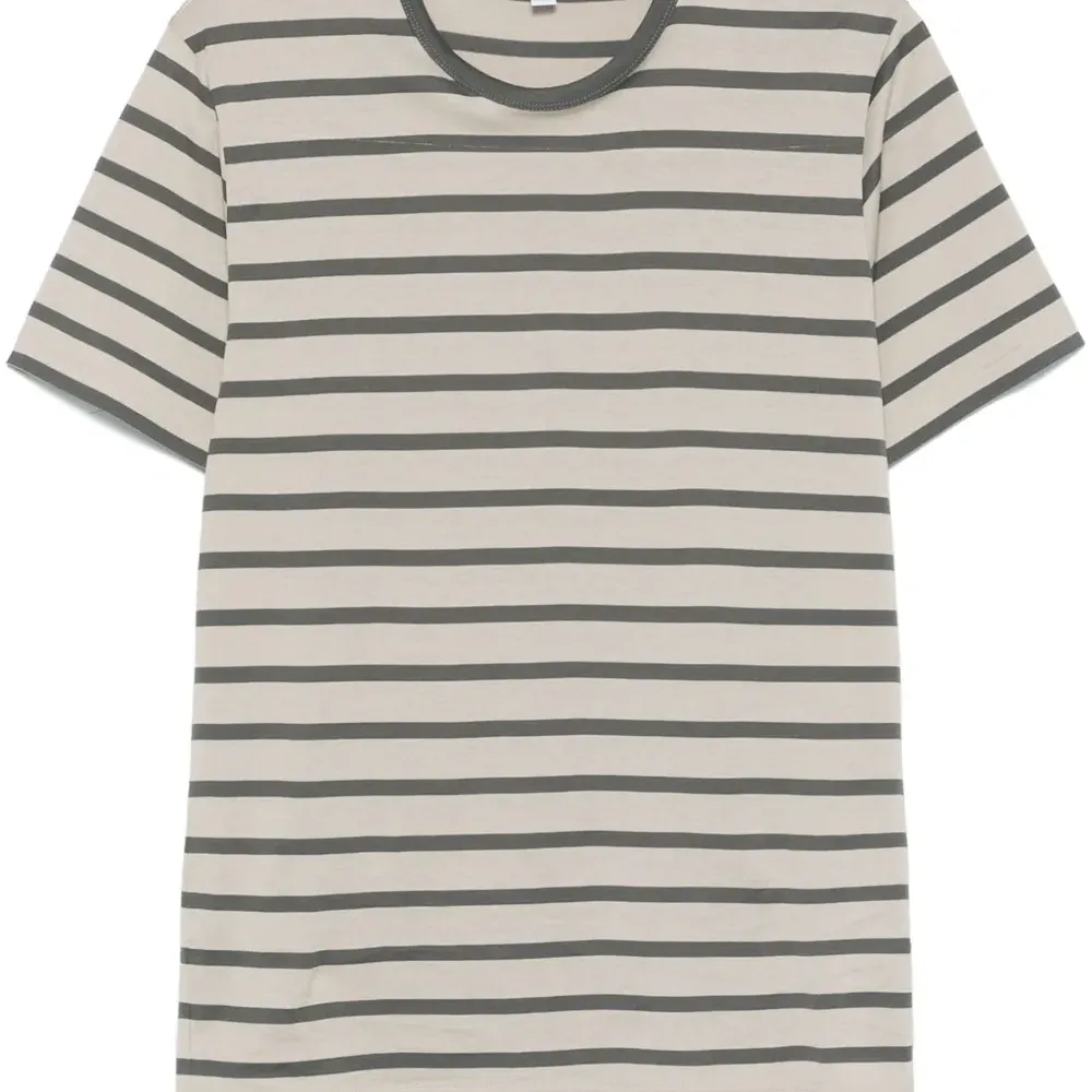 Футболка в полоску