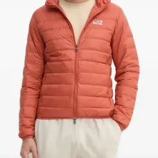 Стеганая куртка с капюшоном