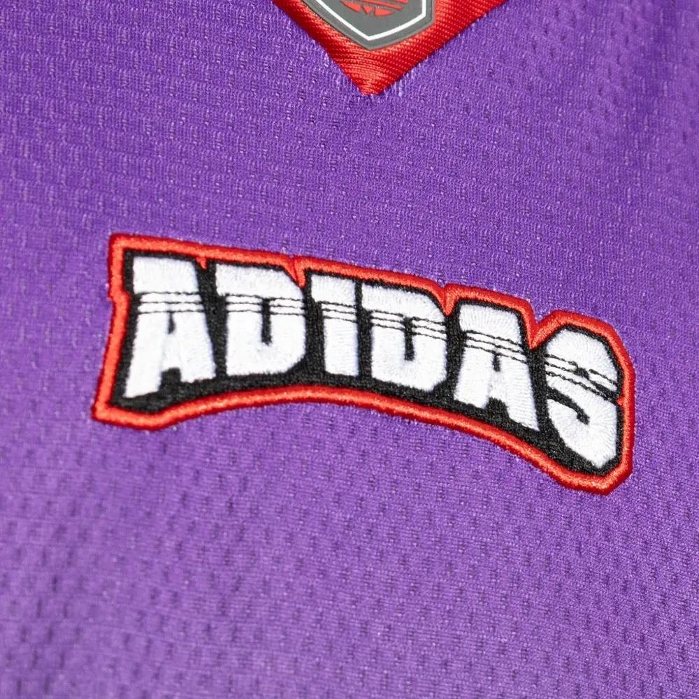 Футболка Adilenium Season 3 Футболка Adilenium Season 3