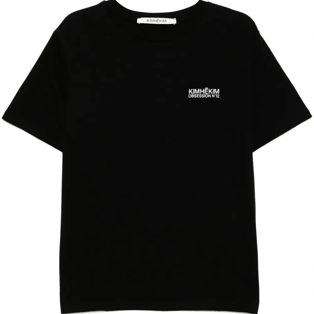 Футболка с логотипом