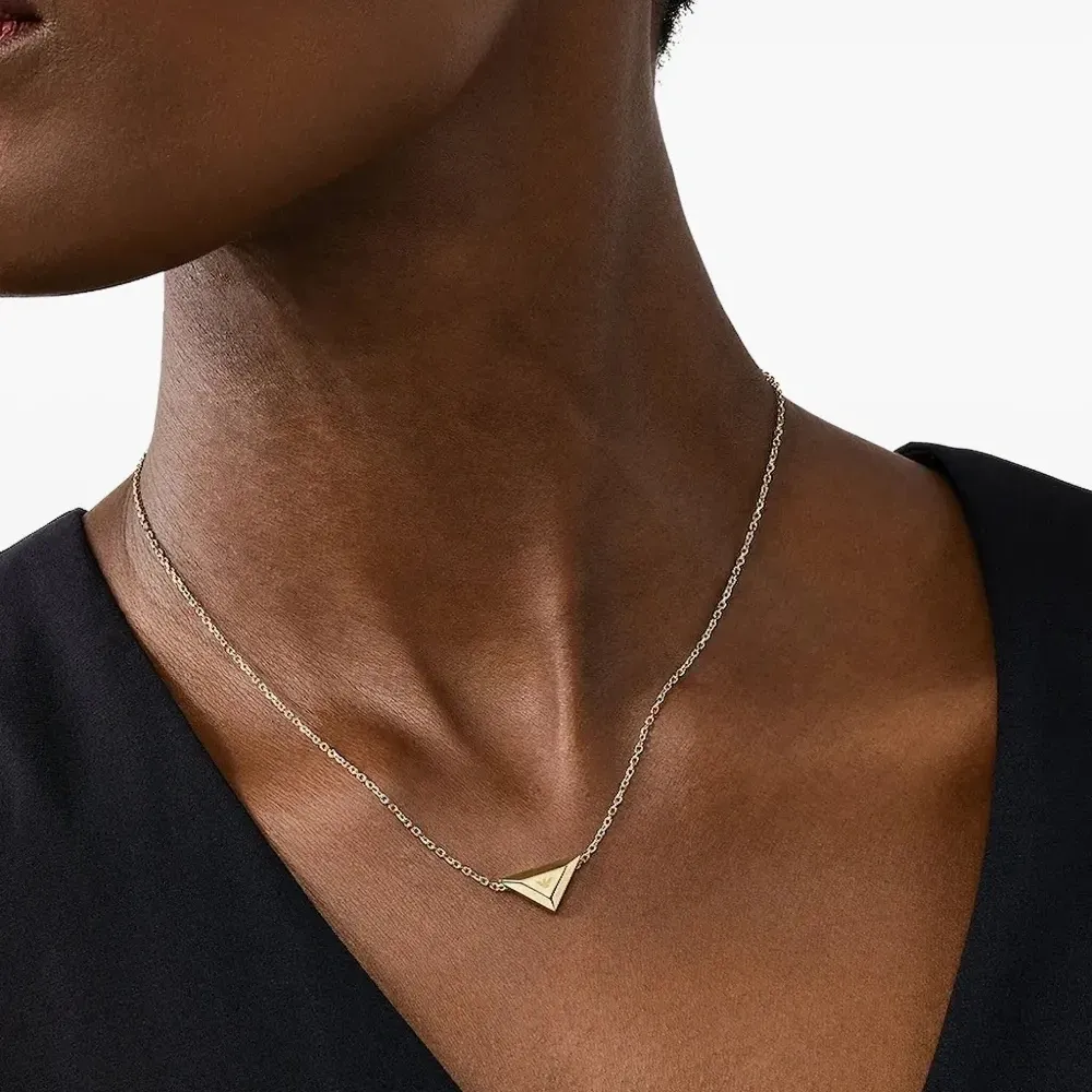 Набор украшений с подвеской-логотипом Набор украшений с подвеской-логотипом