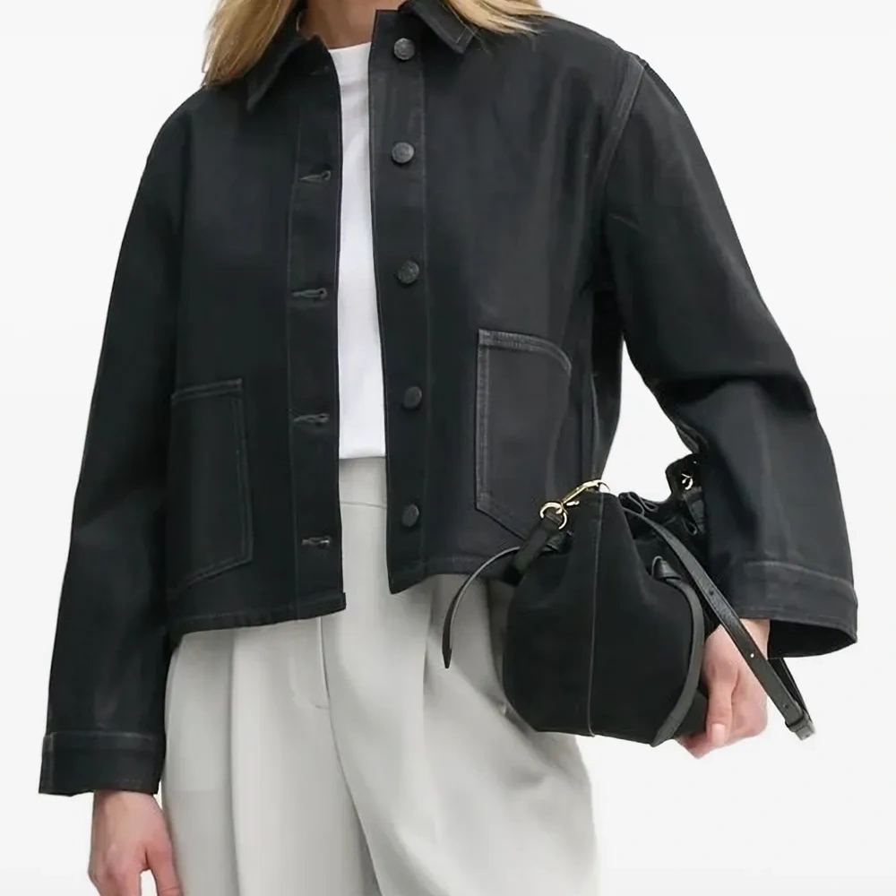 Куртка с карманом