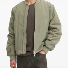 Стеганый бомбер