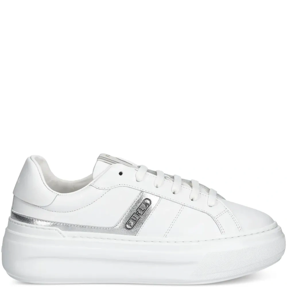 Массивные кроссовки