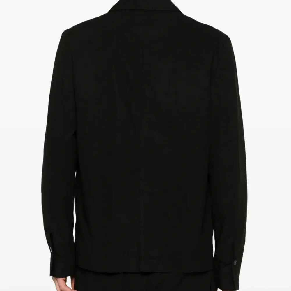 Пиджак с разрезом