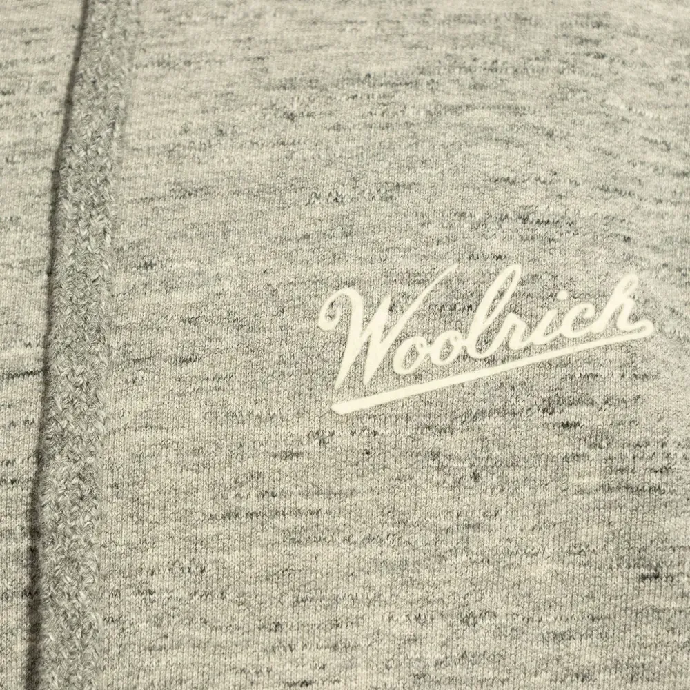 Худи с логотипом