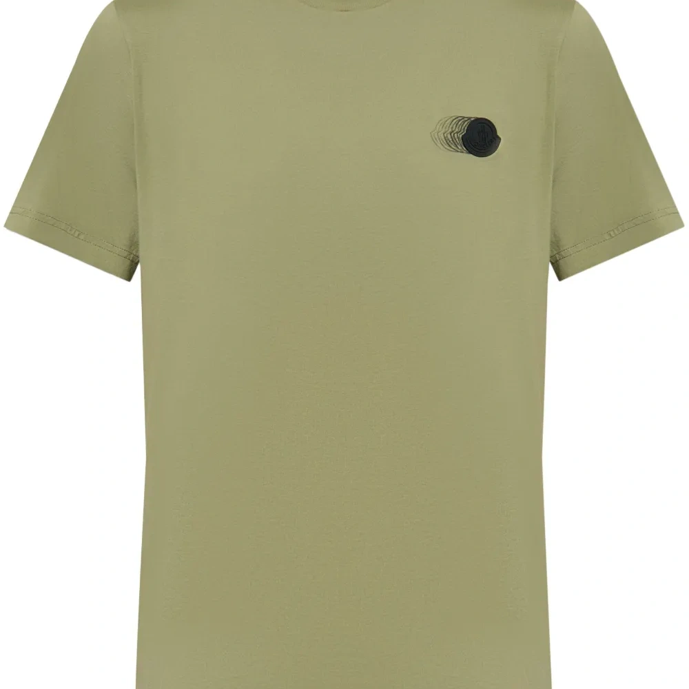 Футболка с нашивкой-логотипом