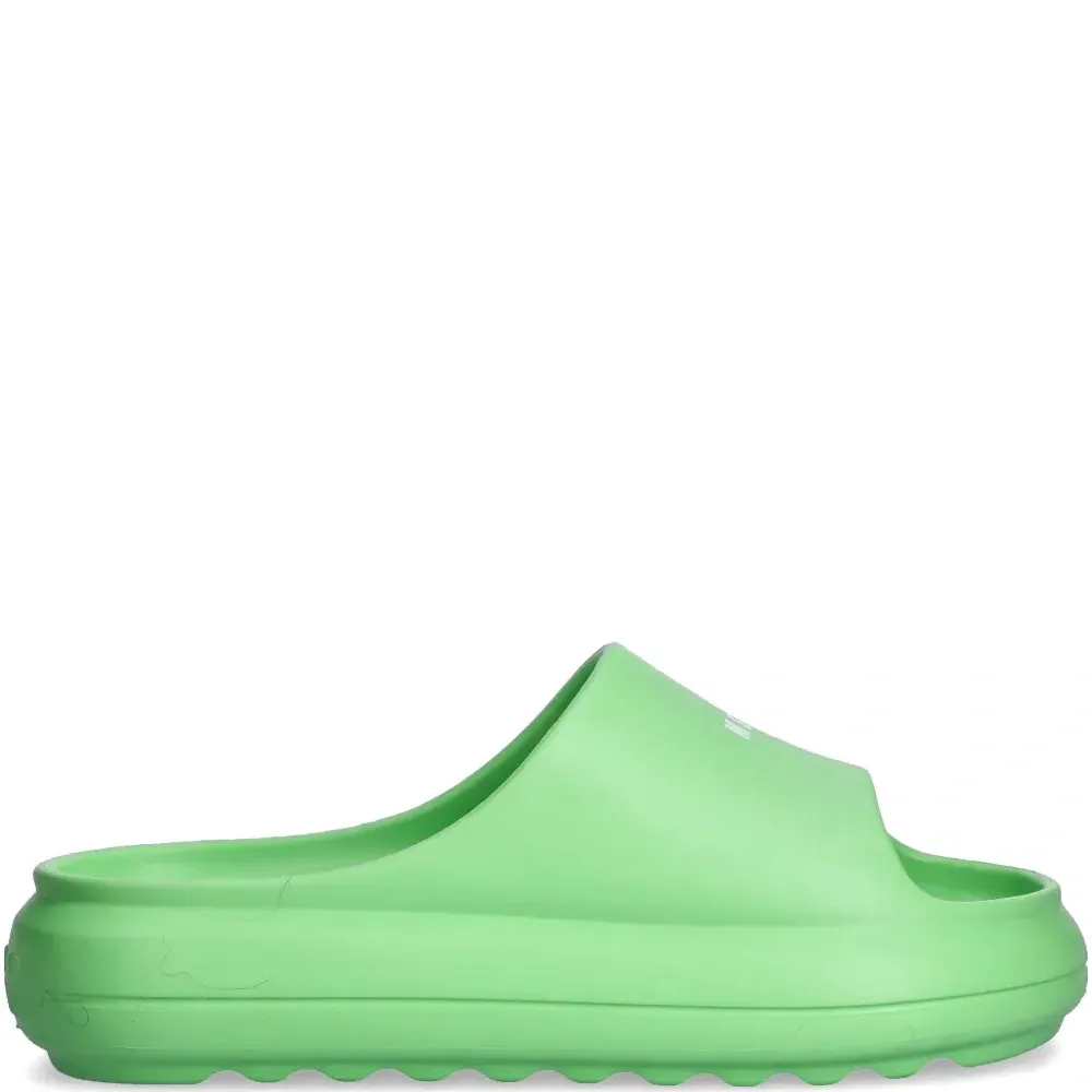 Шлепанцы с тисненым логотипом Шлепанцы с тисненым логотипом