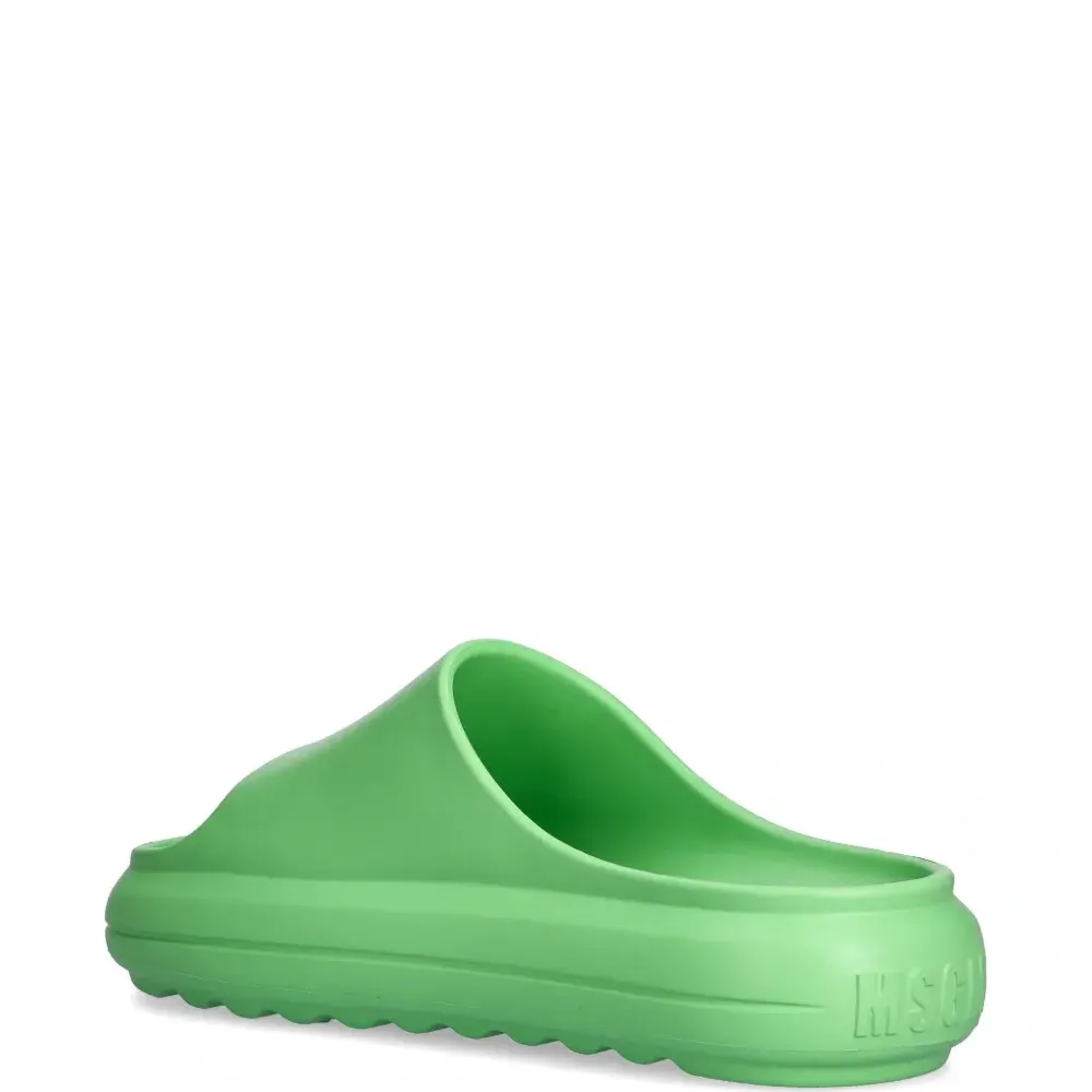 Шлепанцы с тисненым логотипом Шлепанцы с тисненым логотипом