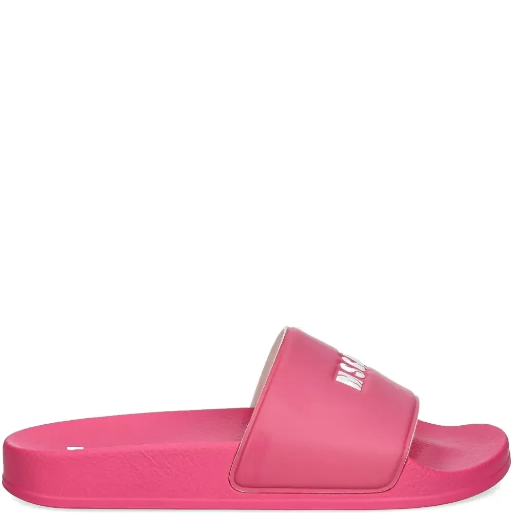 Шлепанцы с тисненым логотипом Шлепанцы с тисненым логотипом