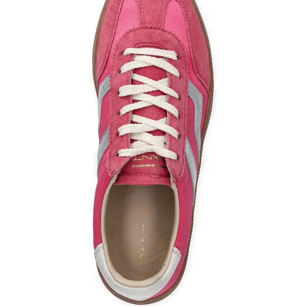 Кожаные кроссовки