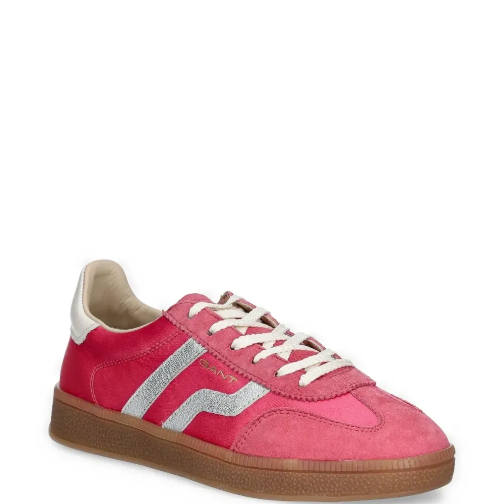 Кожаные кроссовки