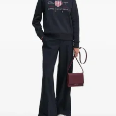 Худи с вышитым логотипом