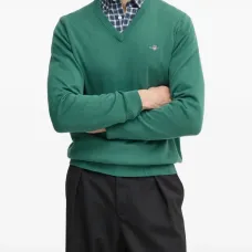 Свитер с V-образным вырезом и логотипом