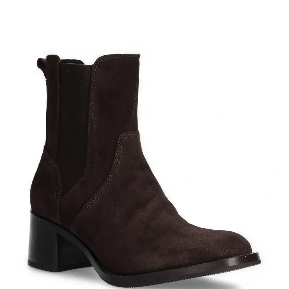 Кожаные ботинки