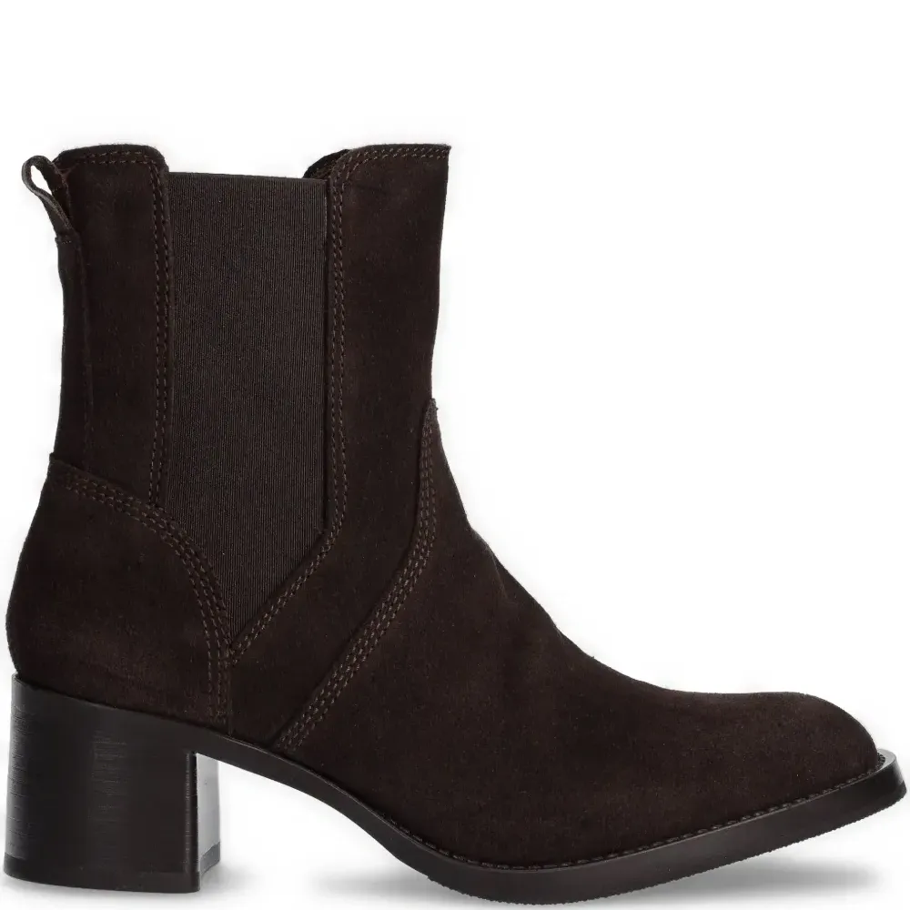 Кожаные ботинки