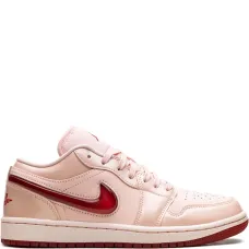 Кроссовки Jordan 1 Low Patent Valentine's Day
