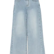 Широкие джинсы