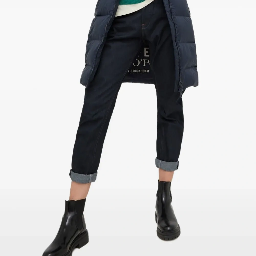 Джинсы с карманами