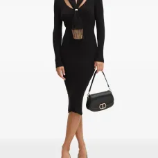 Платье в рубчик с шарфом