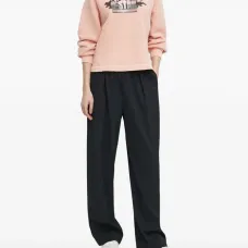 Свитер с логотипом