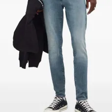 Джинсы с нашивкой-логотипом