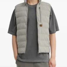 Стеганый жилет на молнии