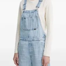Джинсовый комбинезон на пуговицах Джинсовый комбинезон на пуговицах