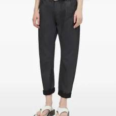 Джинсы с подворотами Джинсы с подворотами