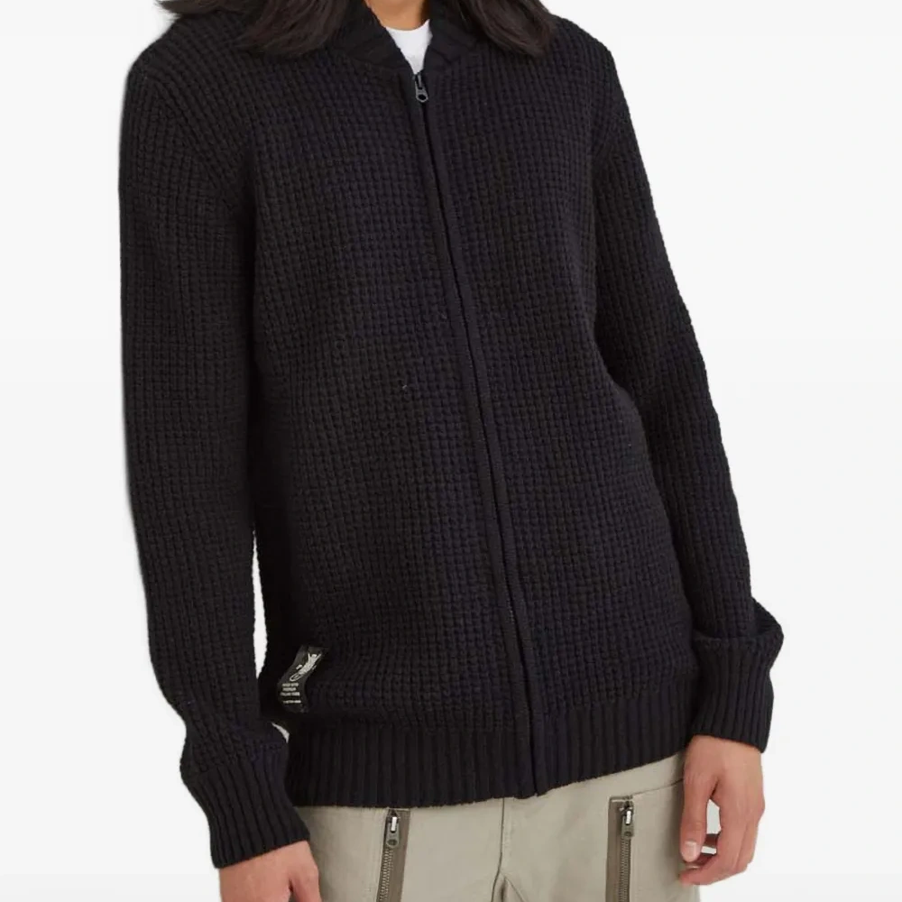 Вязаный кардиган на молнии