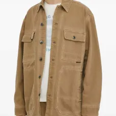 Куртка с карманами