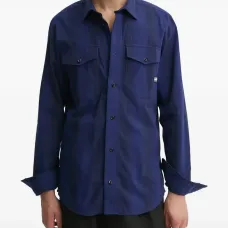 Рубашка с нагрудными карманами клапанами Рубашка с нагрудными карманами клапанами