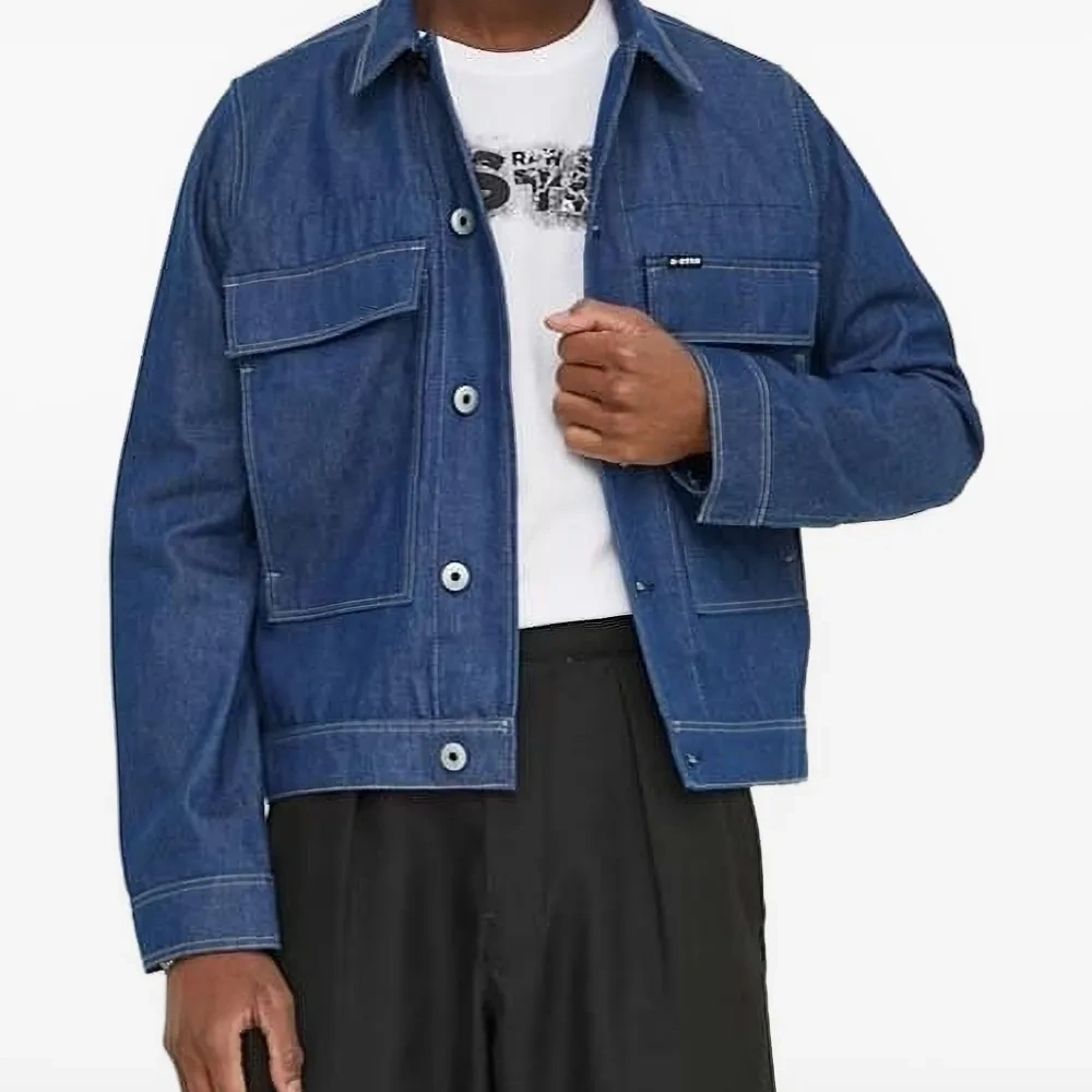 Джинсовая куртка