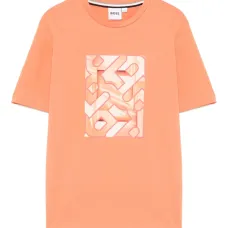 Футболка с графичным принтом