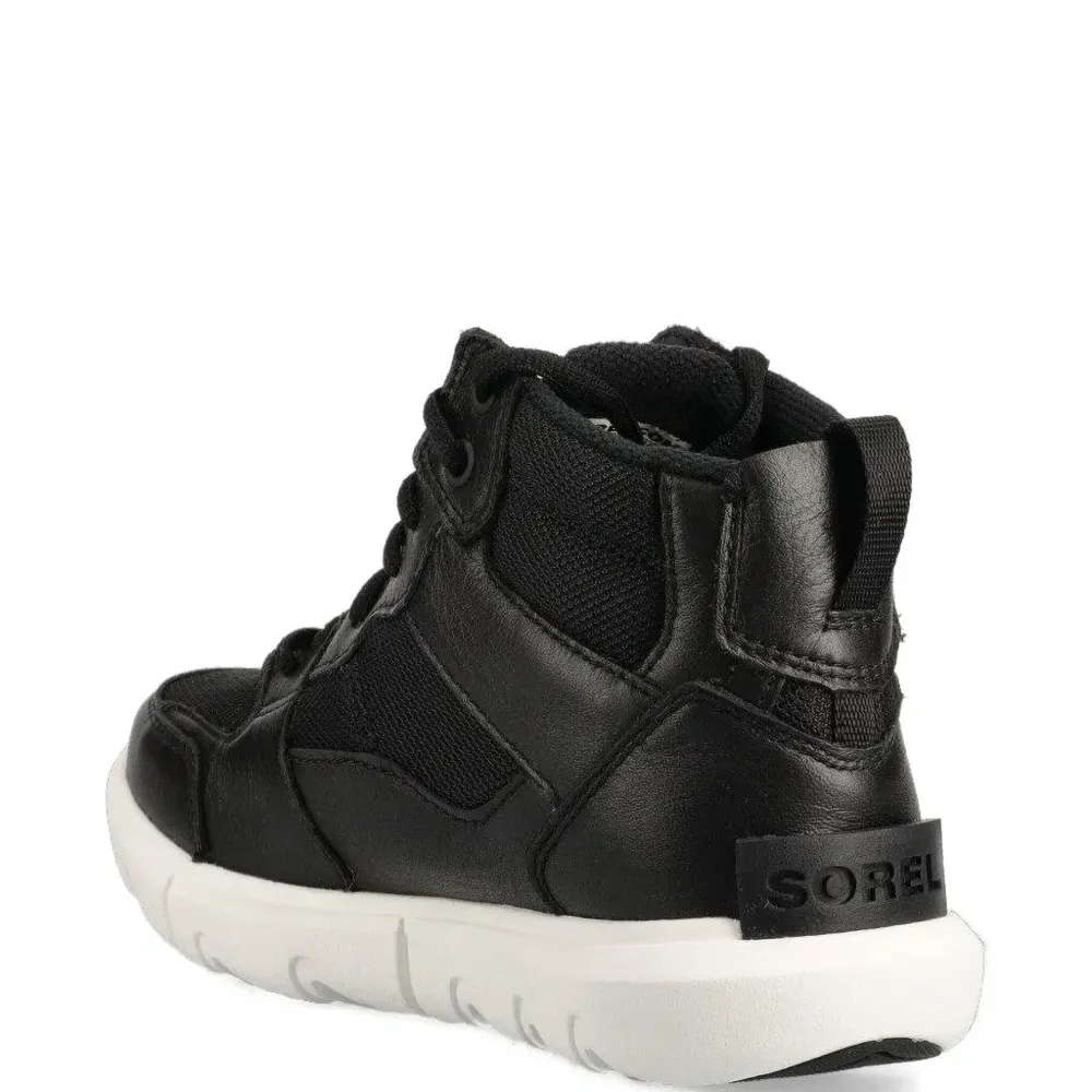 Высокие кроссовки