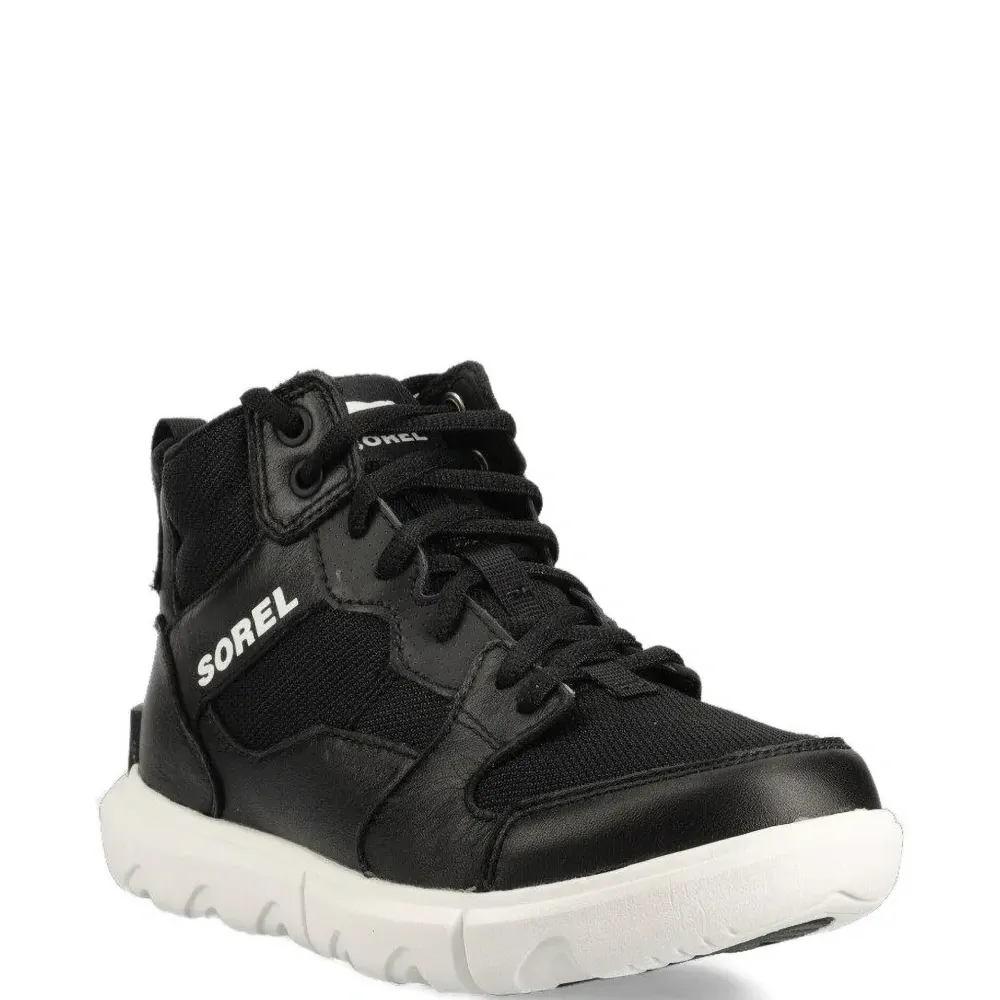 Высокие кроссовки