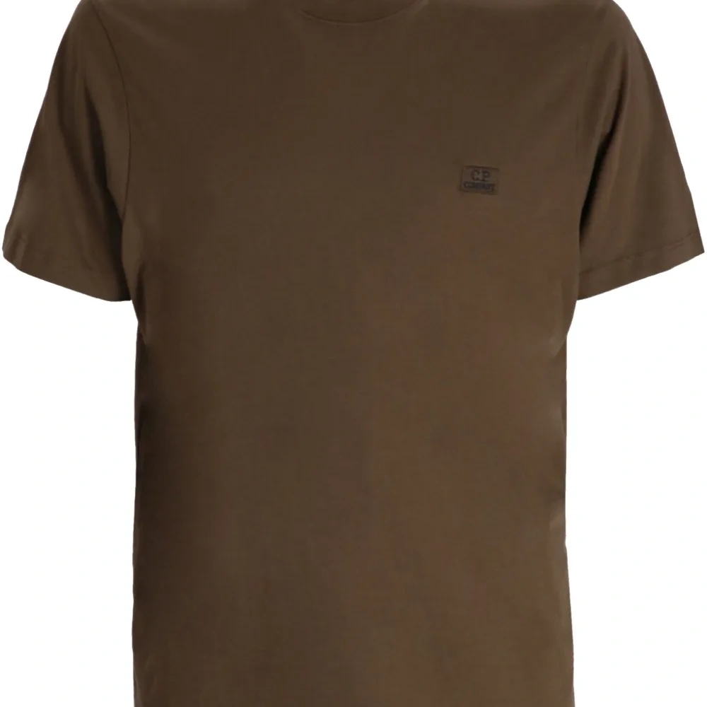 Футболка с нашивкой-логотипом