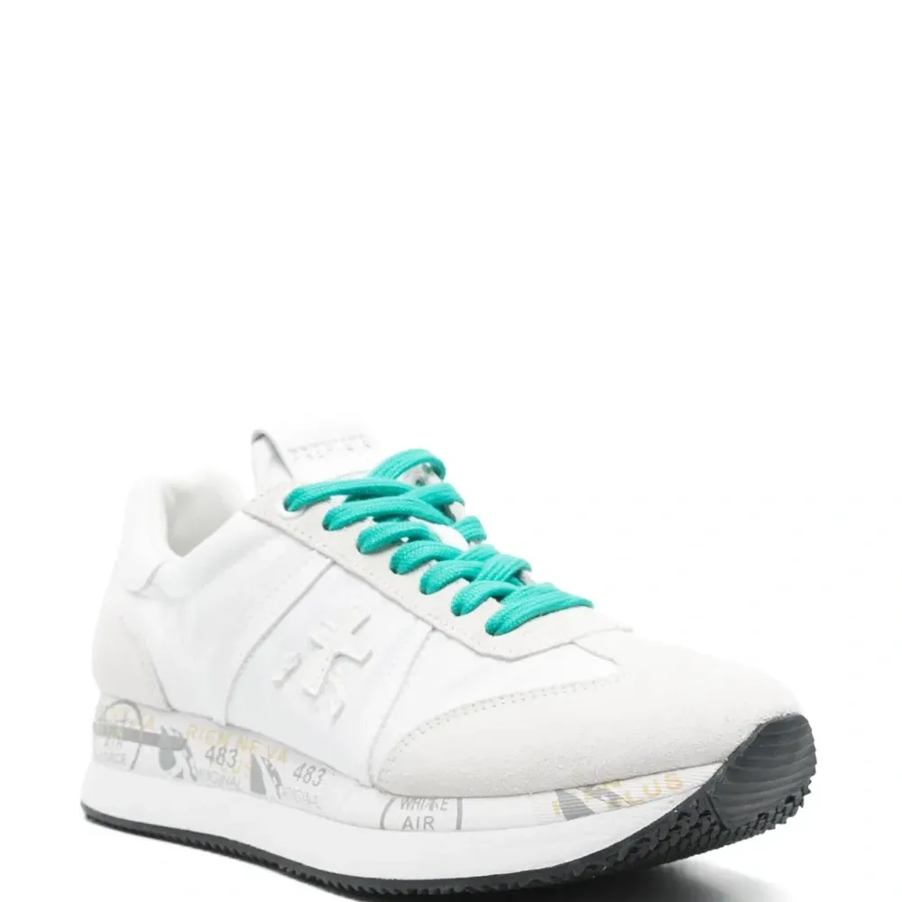 Кроссовки Conny