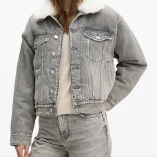 Джинсовая куртка