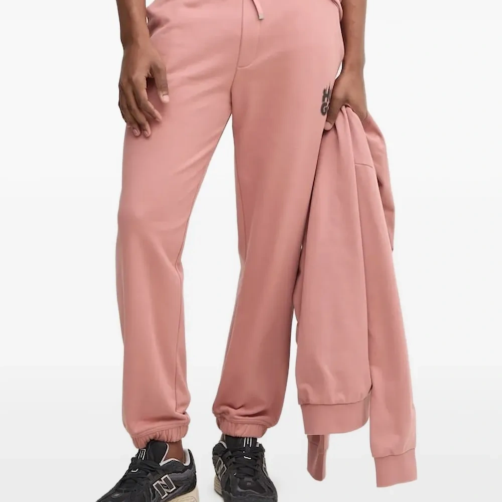 Спортивные брюки с логотипом